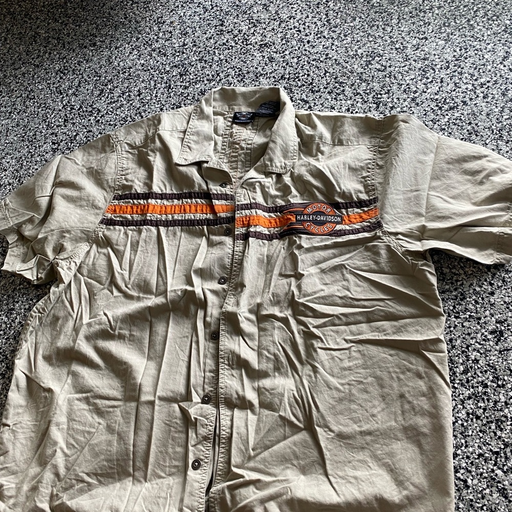 Harley-Davidson Beige Shirt with Orange and Black Accents